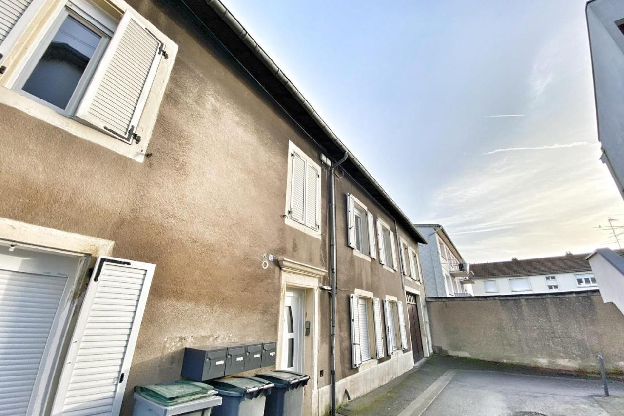 Le Grand Frontalier Apartment *